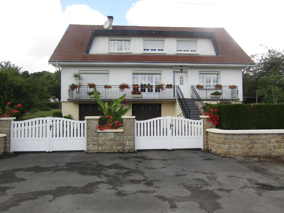 Au Jardin Fessard Bed & Breakfast Fagnon Exterior photo