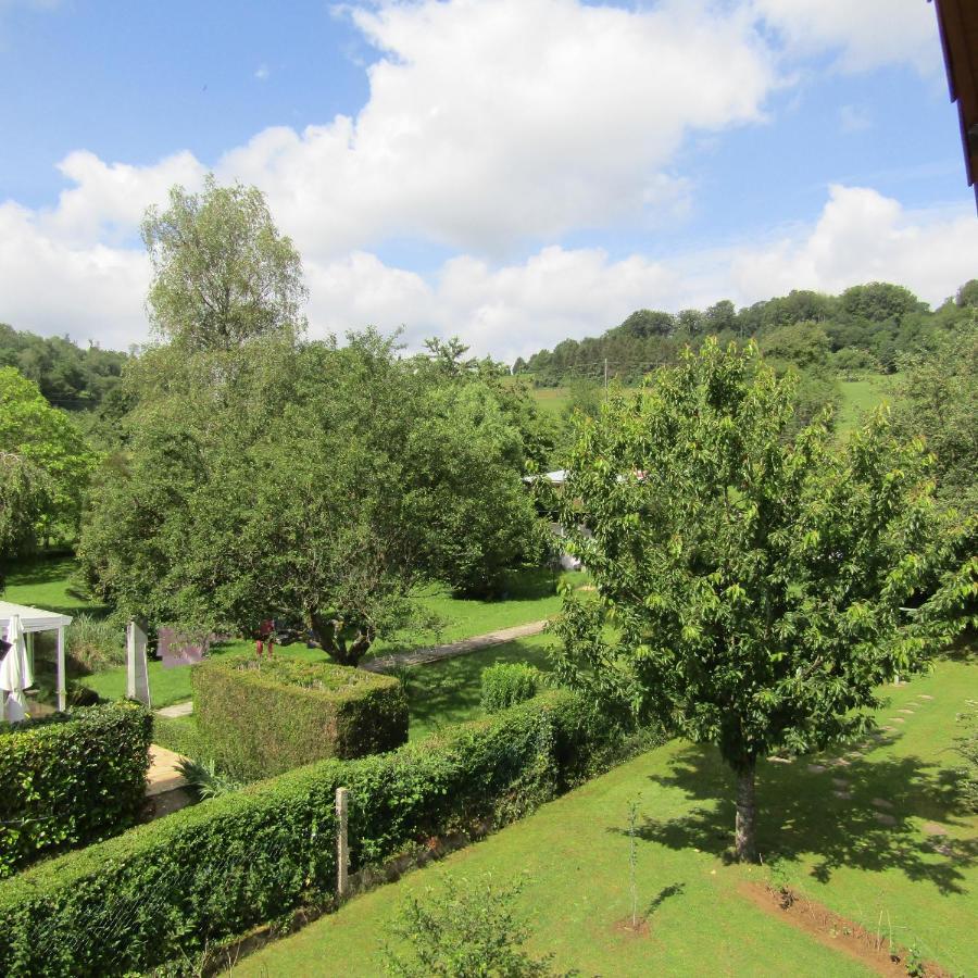 Au Jardin Fessard Bed & Breakfast Fagnon Exterior photo